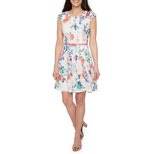 NWT R&K floral fit and flare dress sz 6P